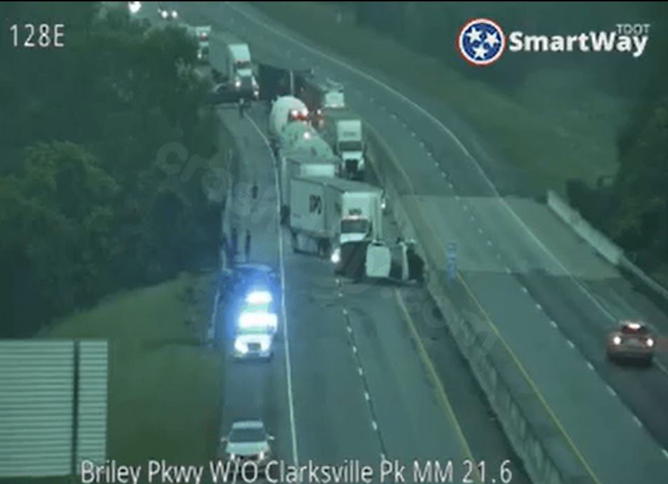 Briley Parkway shut down due to deadly multi-vehicle crash