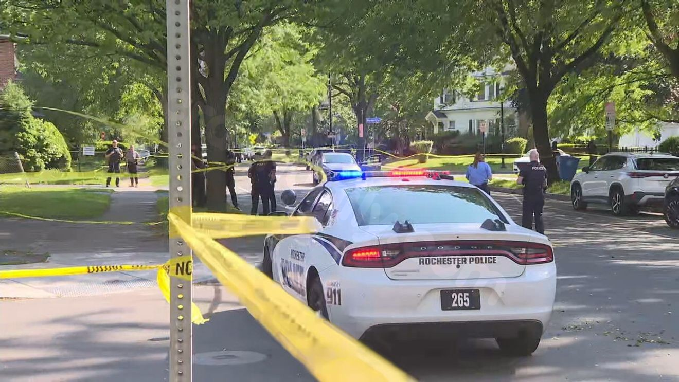 Pedestrian fatally struck by vehicle on Rochester's northeast side