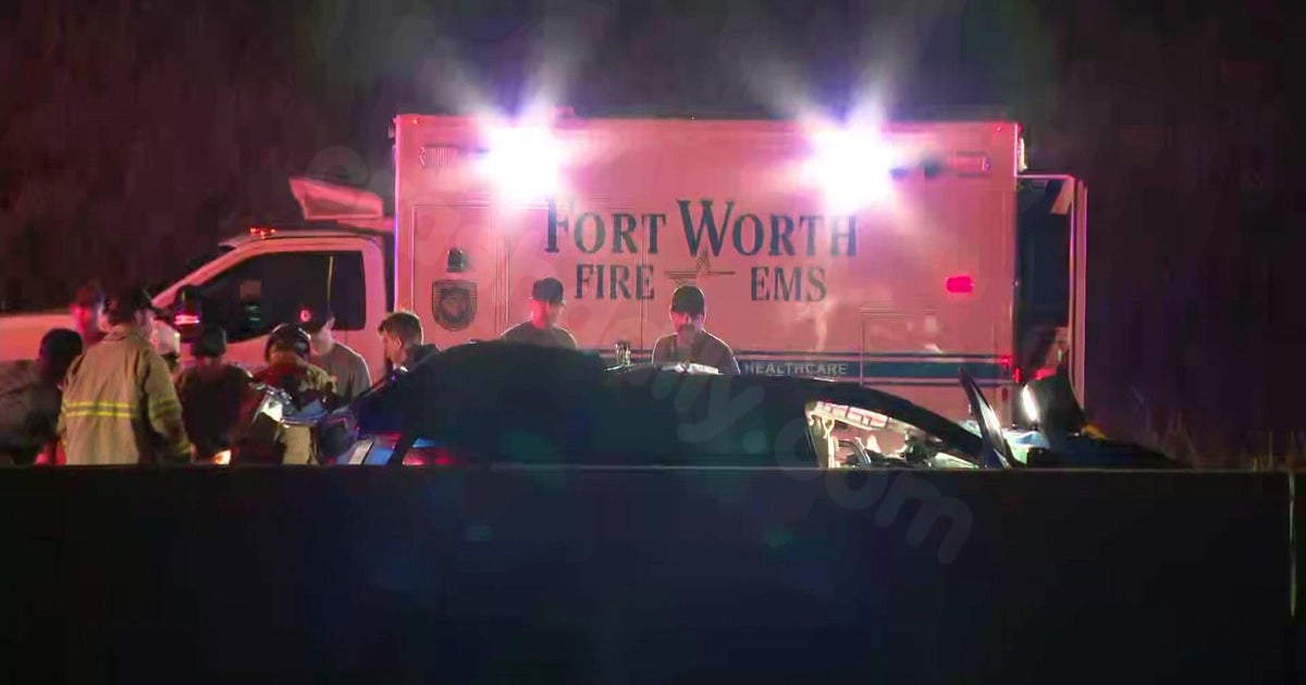 Deadly Sunday morning crashes in Fort Worth claim 2 lives, police say