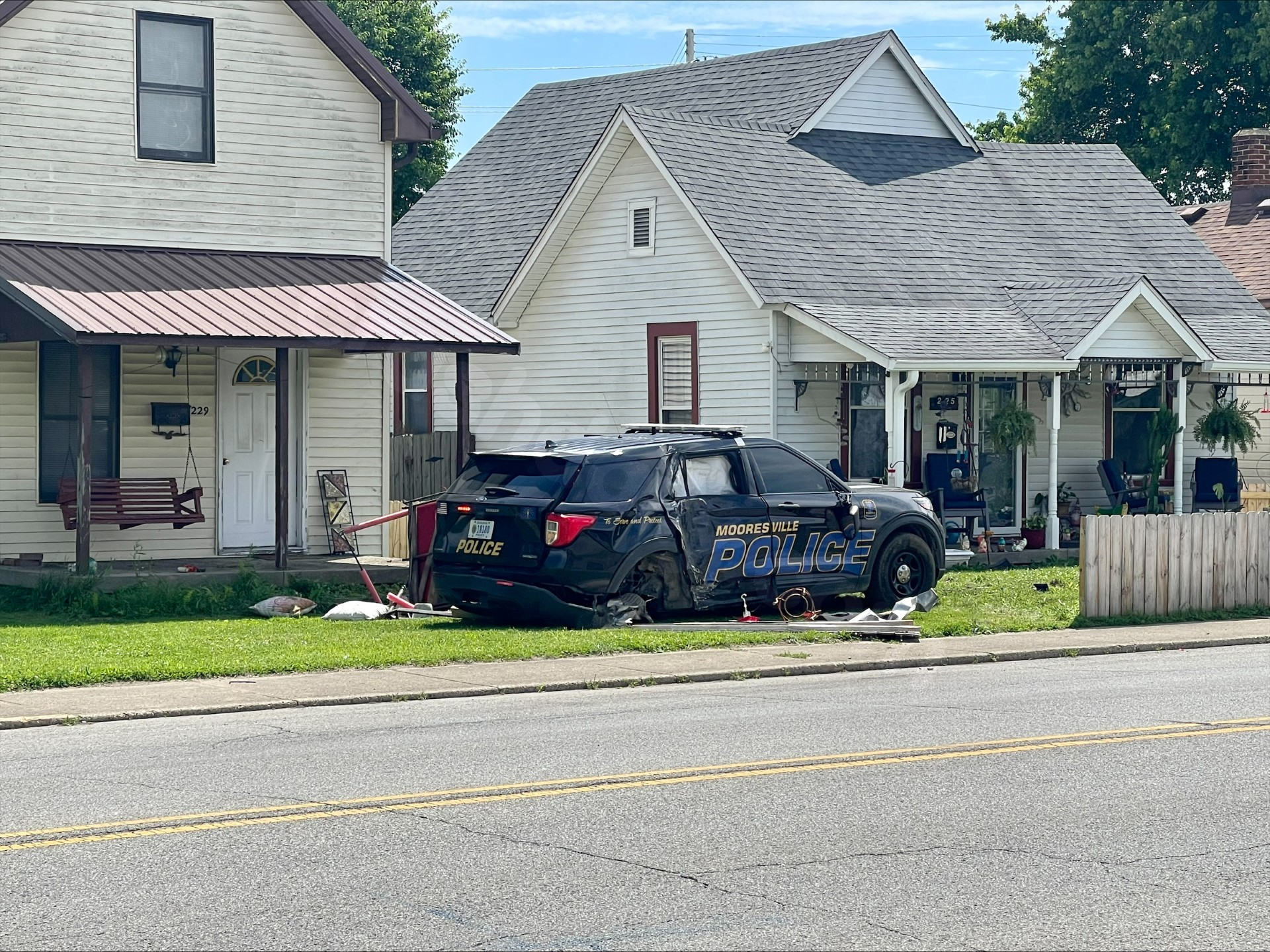 Mooresville police officer involved in serious crash