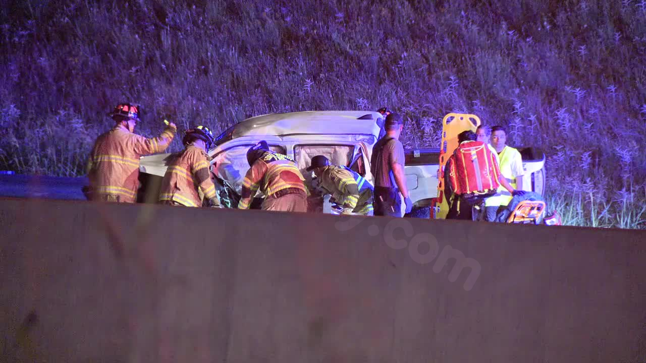 One dead, another hospitalized after early morning wrong-way crash on Highway 121