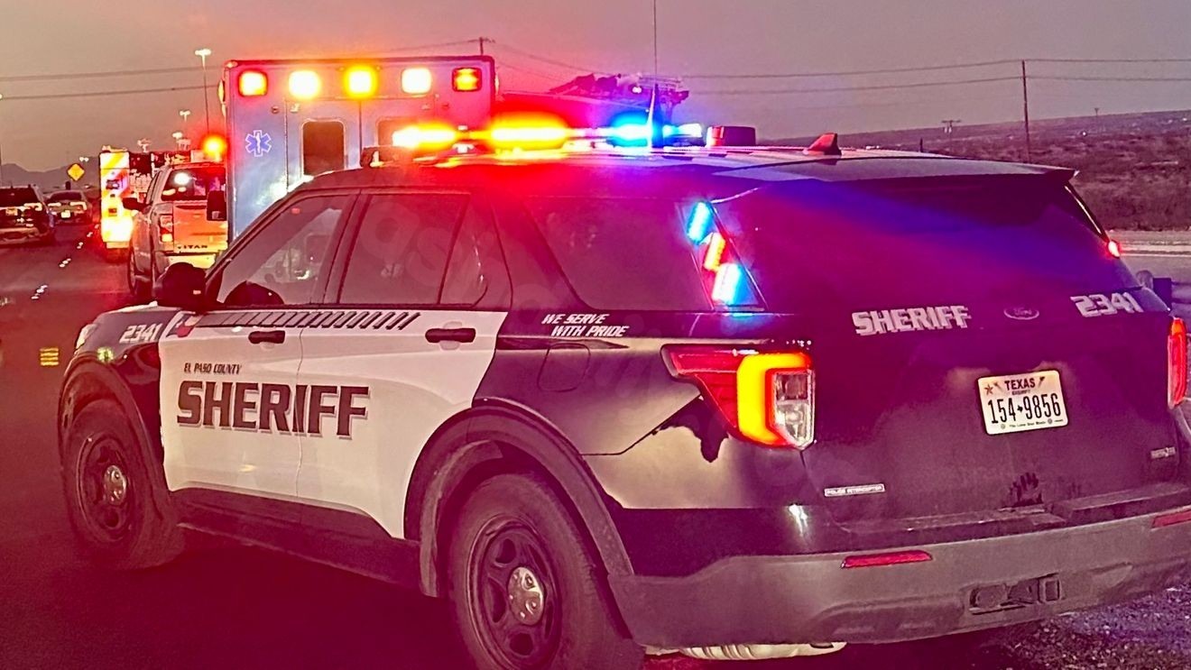 Pedestrian, vehicle collision on Loop 375 kills 19-year-old