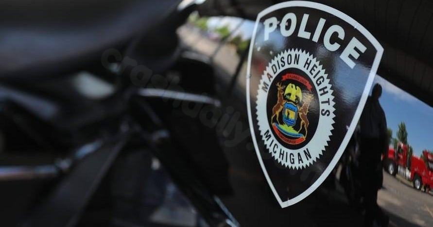 2 police officers injured in Madison Heights crash