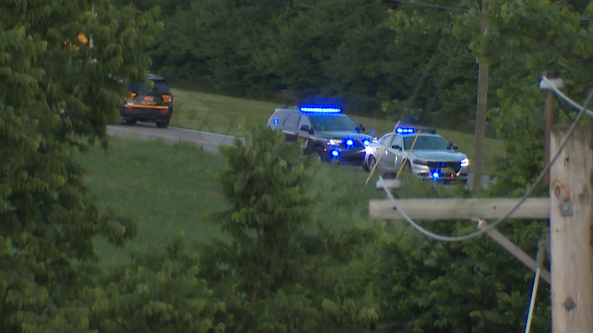 OSP: Woman dead after hitting embankment, overturning in Warren County crash