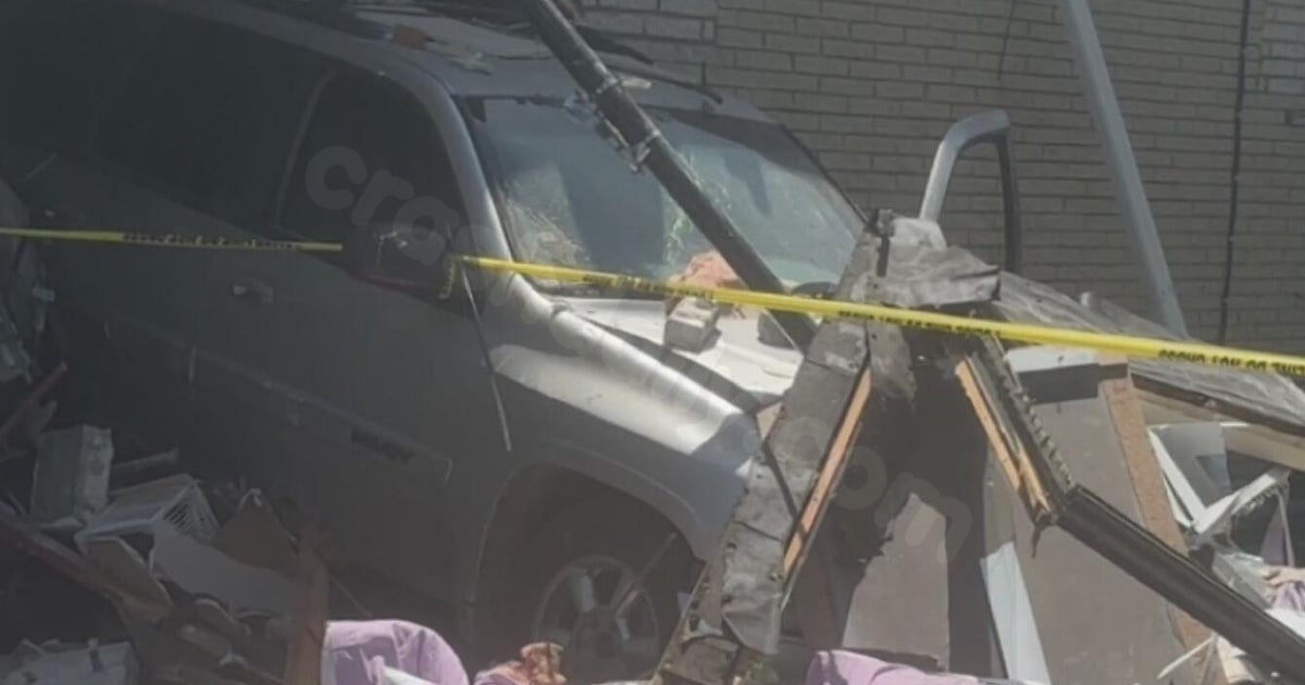 Detroit woman loses everything after car crashes into apartment
