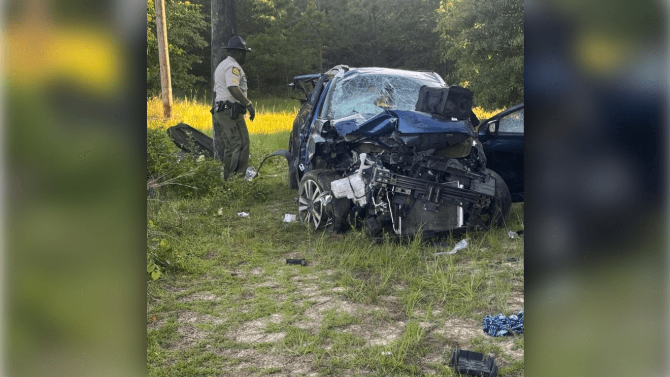 Driver dead, passenger airlifted after crash on I-75 in Crisp County