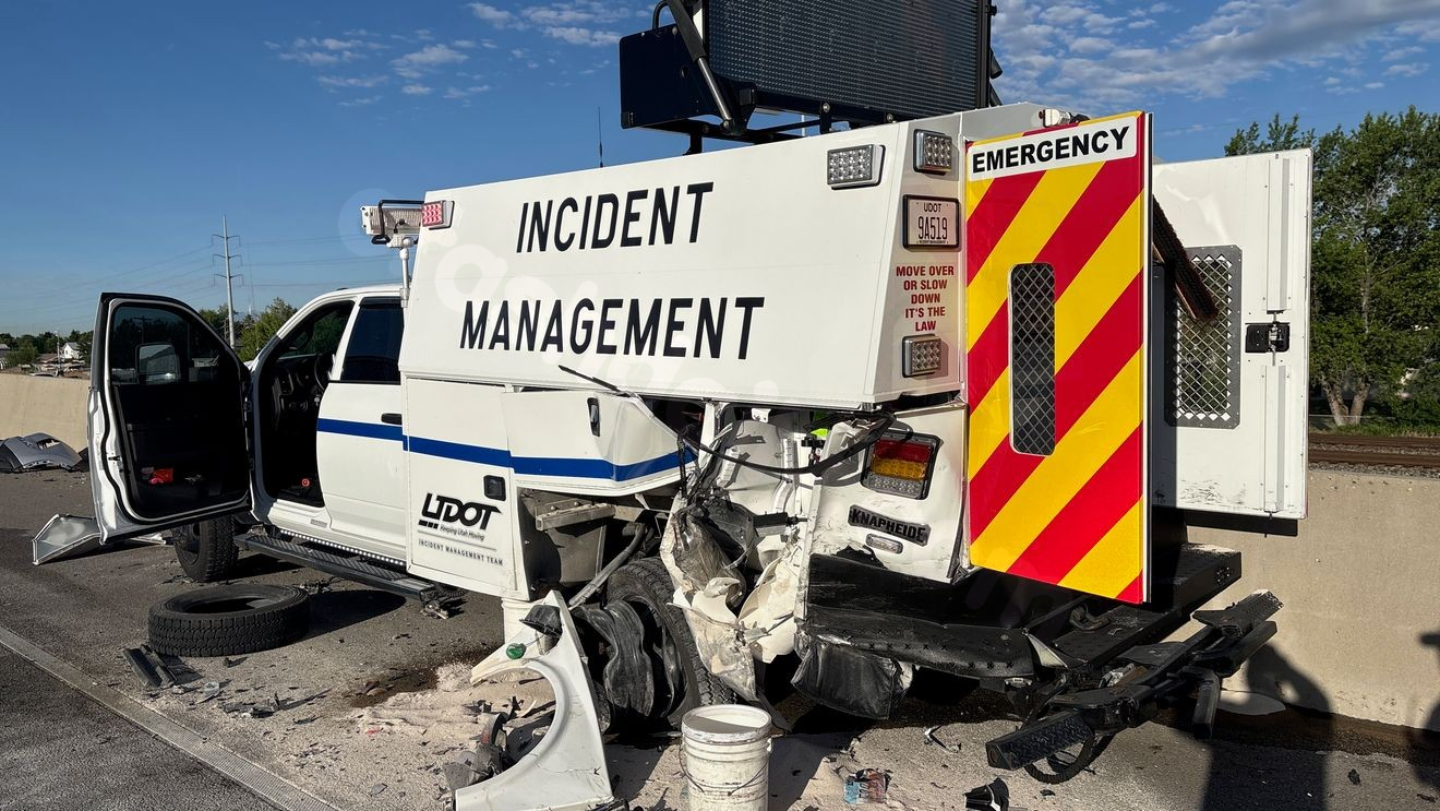 Driver injured in crash with UDOT incident management truck on I-15 near Centerville