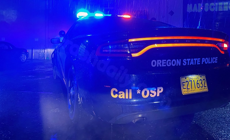 Salem man dead, 4 seriously injured after head-on crash on Oregon highway