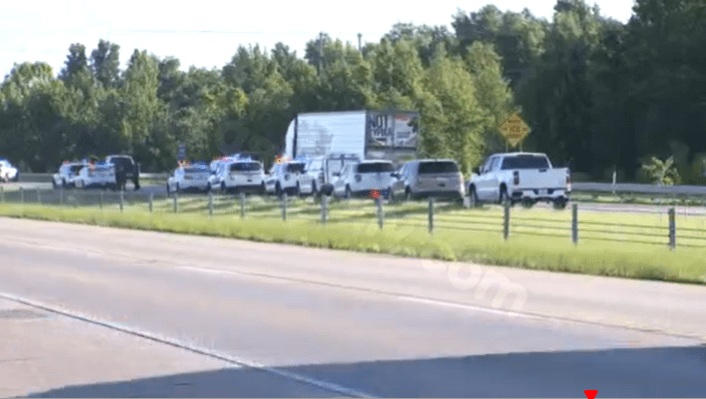 Car, semi involved in fatal Vanderburgh County crash