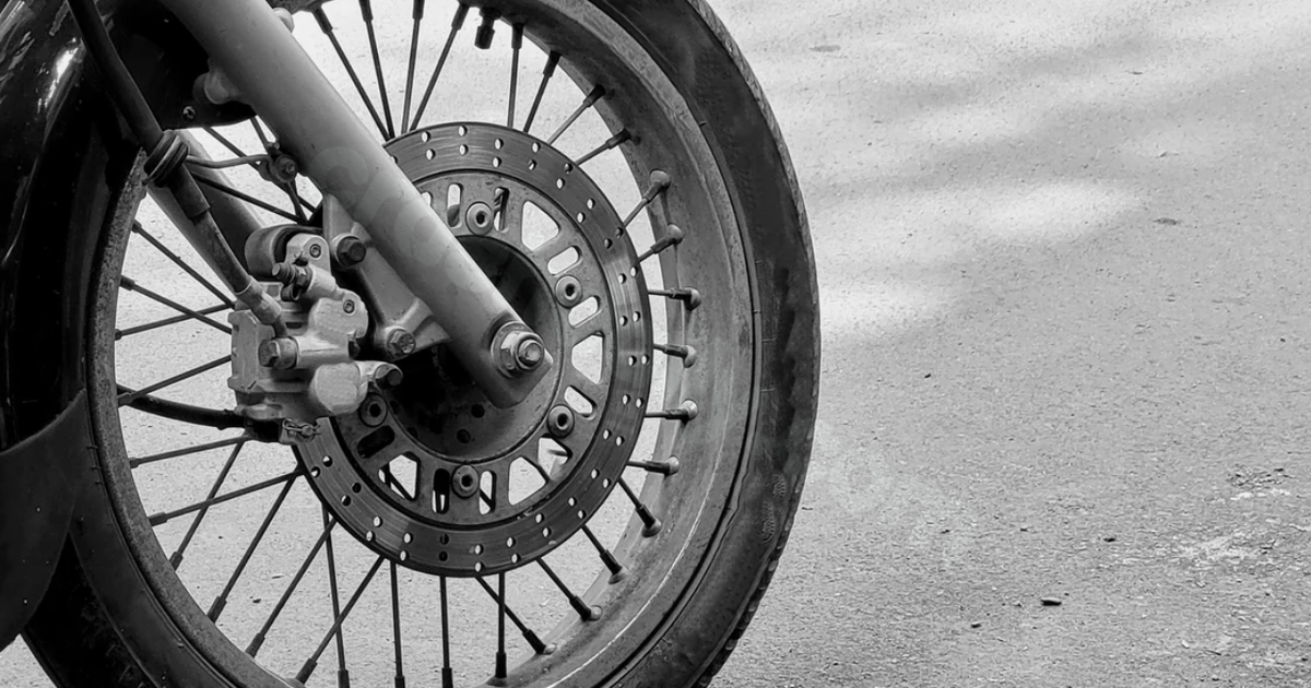 Man, 21, killed in Carver County motorcycle crash