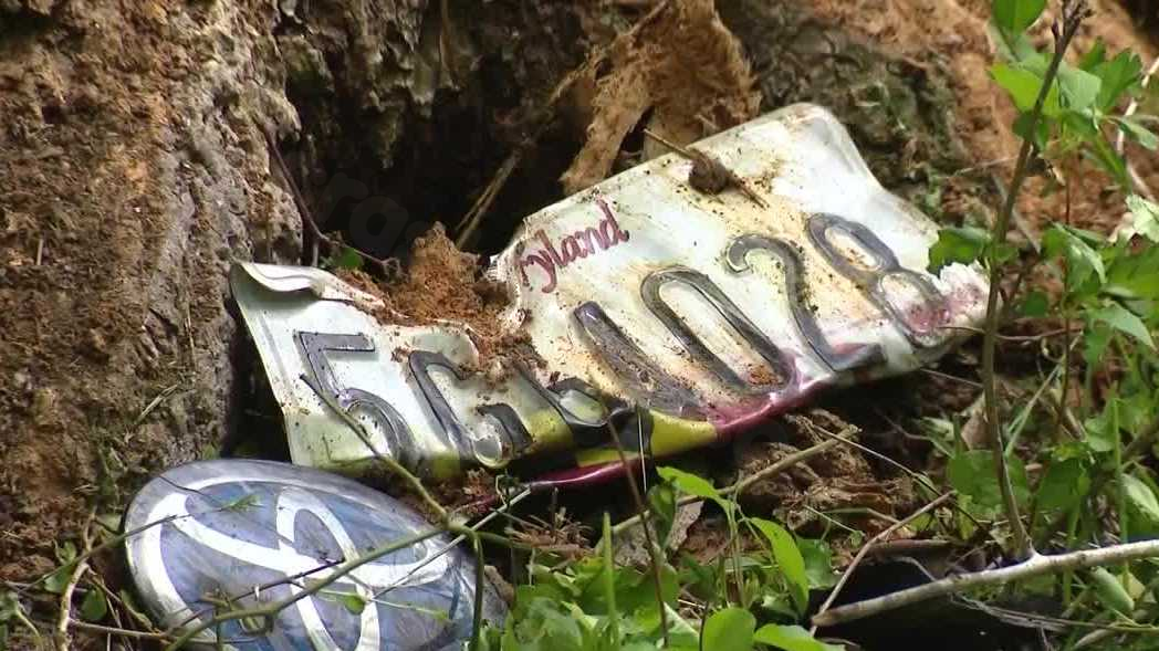 Police: Family of crash victim threatened by armed man