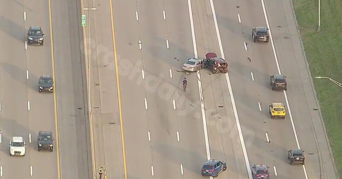 Crash on I-96 disrupts traffic during Thursday morning rush