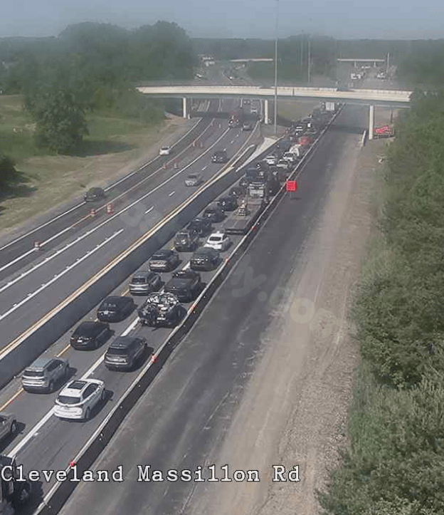 Live: Crash shuts down I-77N in Summit County as rush hour begins