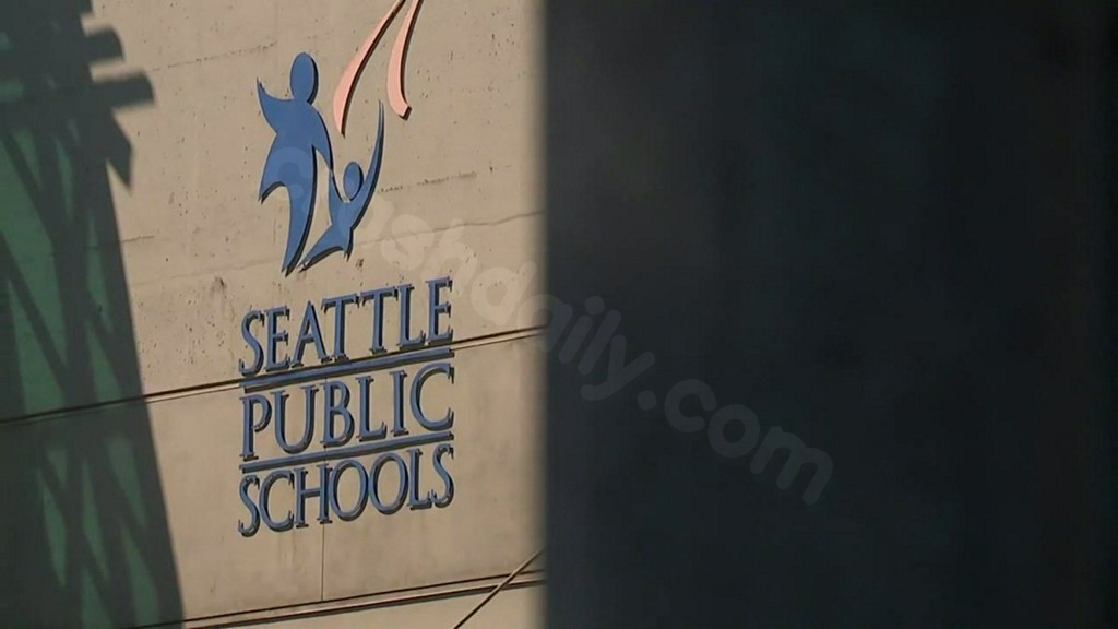Seattle elementary school teacher dies after bicycle crash