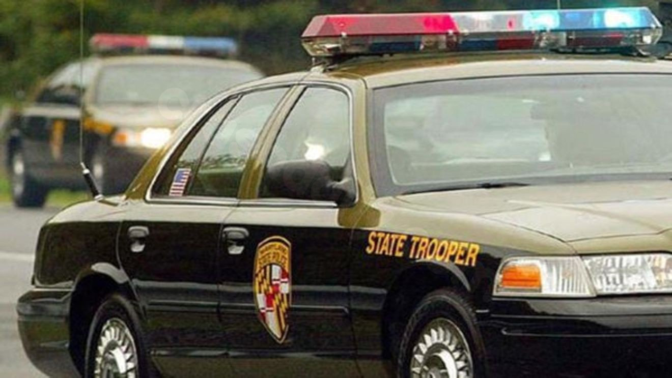 37-year-old driver dies after vehicle hits tractor-trailer on I-695 in Baltimore County