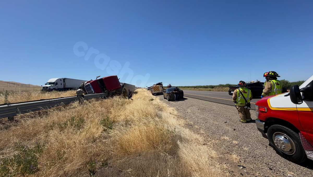 Big rig overturned in I-5 crash in Stanislaus County