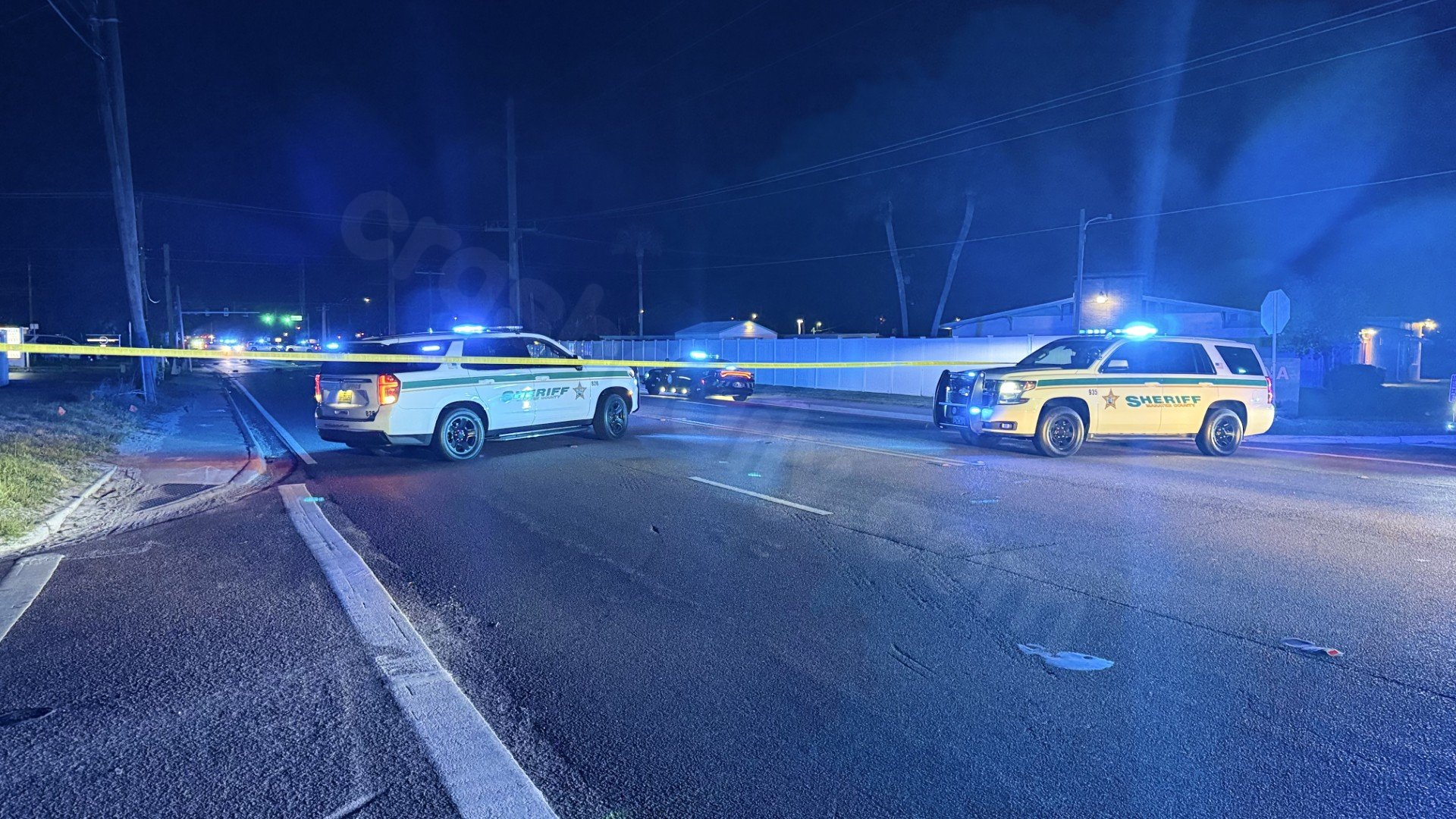 Fatal crash closes road in Bradenton