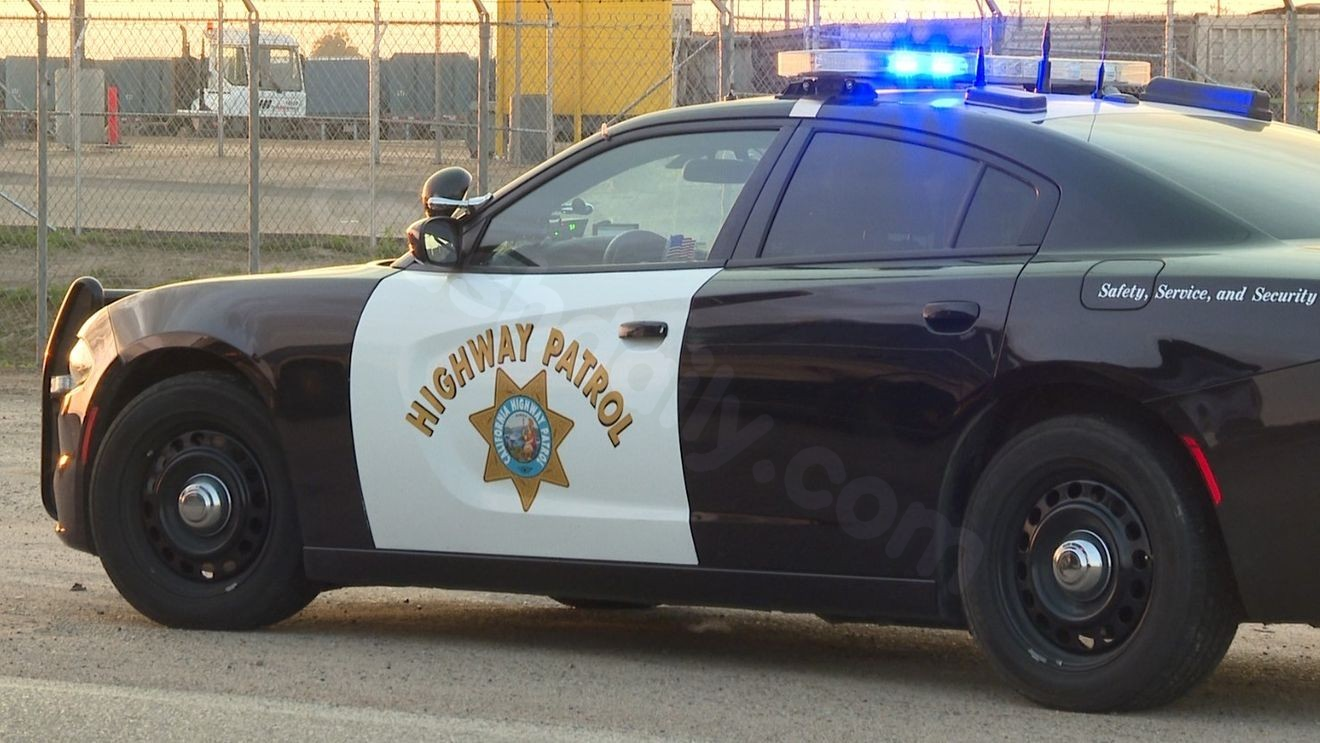 Fatal crash shuts down Old Highway 99 in Red Bluff