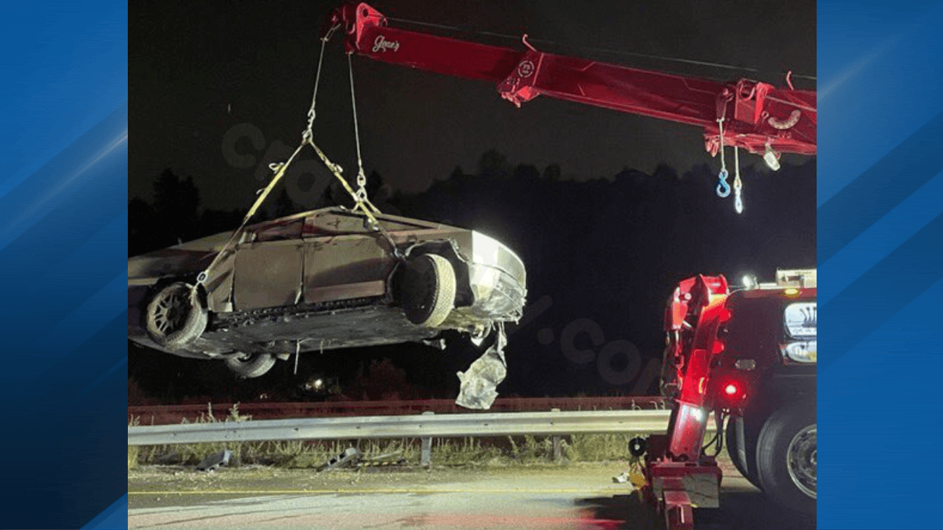 Thousands of gallons of water needed to put out Cybertruck fire after injury crash