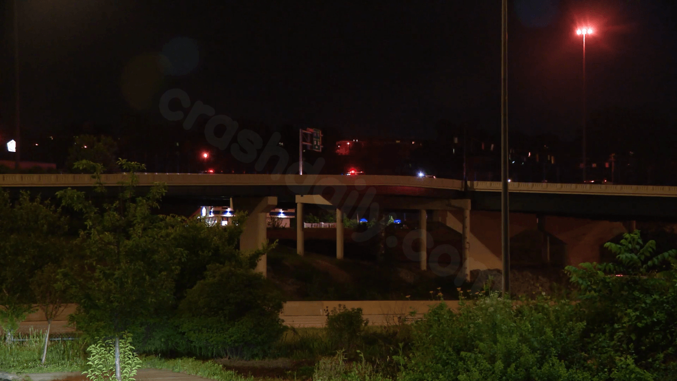 2 pedestrians struck on I-75 in Cincinnati, 1 killed
