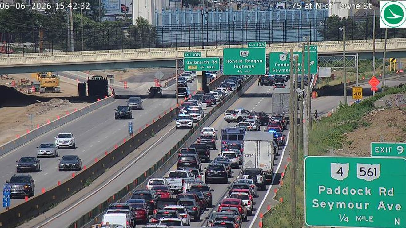 Crash following multi-county police chase shuts down part of I-75