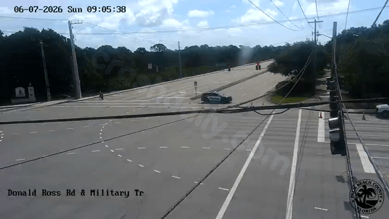 Stretch of Donald Ross Road in Jupiter shutdown after early morning crash