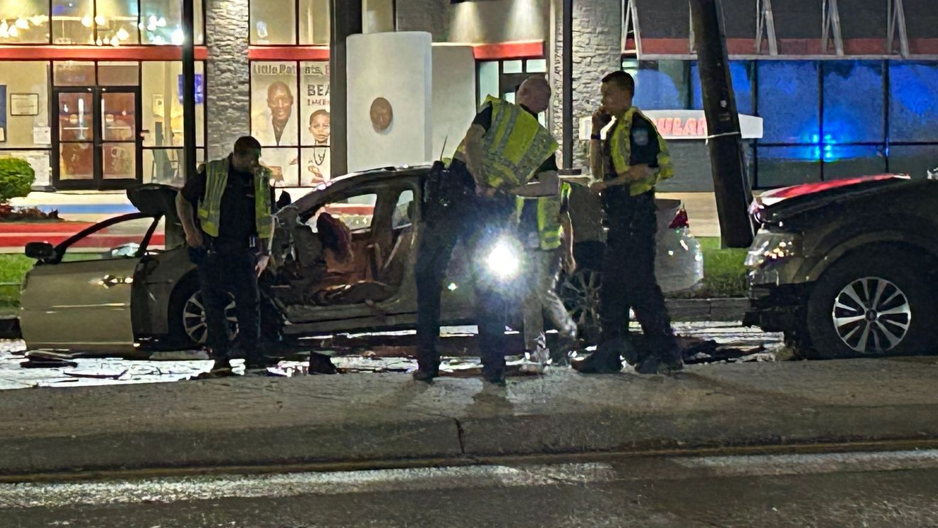 BREAKING: 7-year-old boy dies from injuries in College Street head-on crash