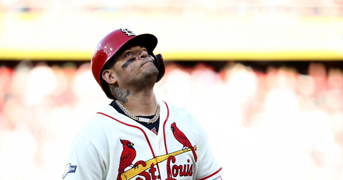 2 U.S. pilots killed in Dominican Republic plane crash en route to pick up former MLB star Yadier Molina
