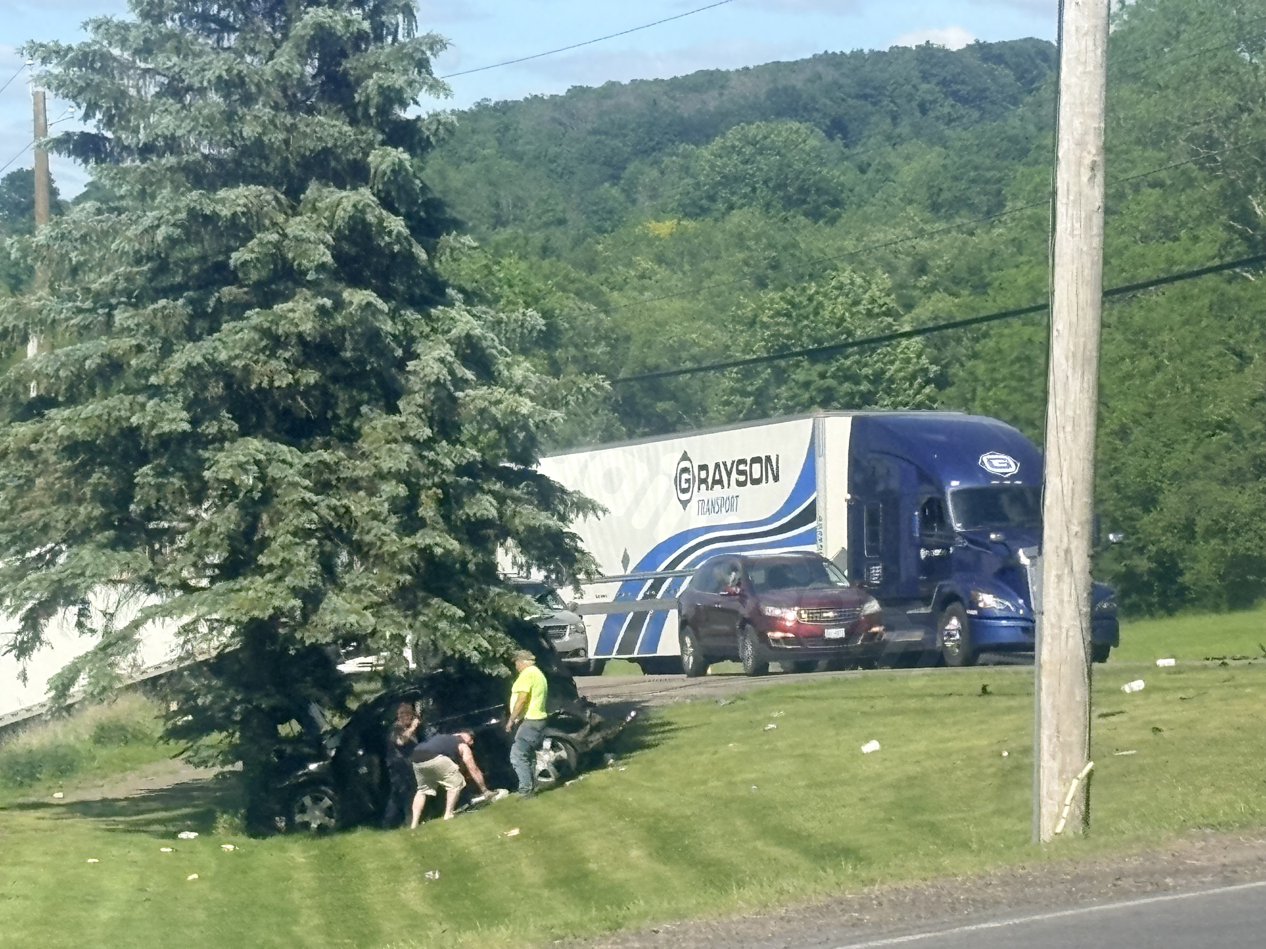 3-vehicle wreck in Dryden sends 4 to hospital