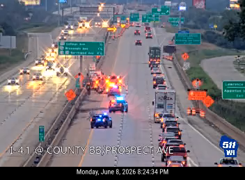 I-41 Northbound in Appleton closes lanes due to car crash