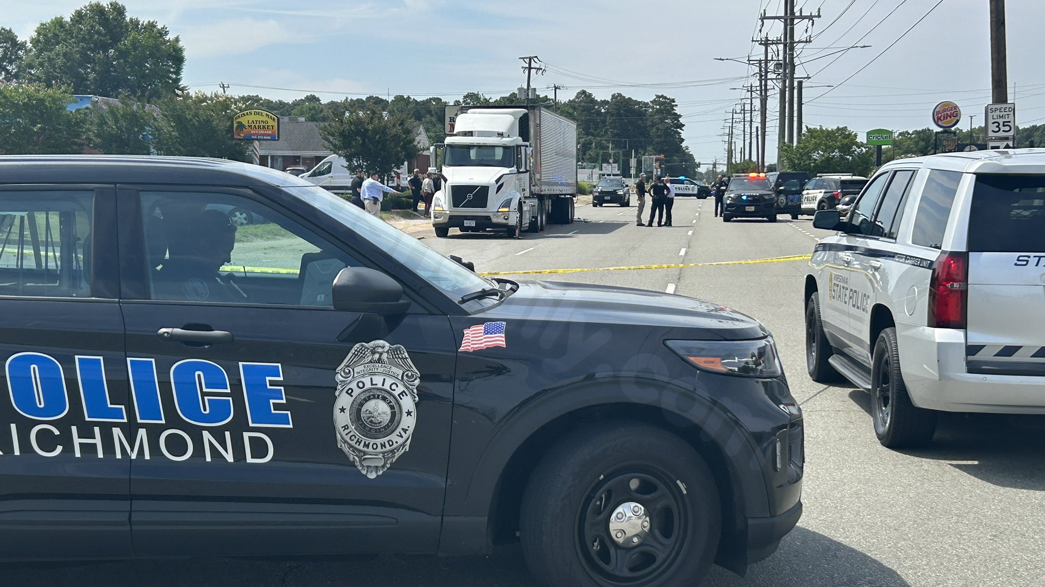 Part of Richmond Highway closes due to deadly crash