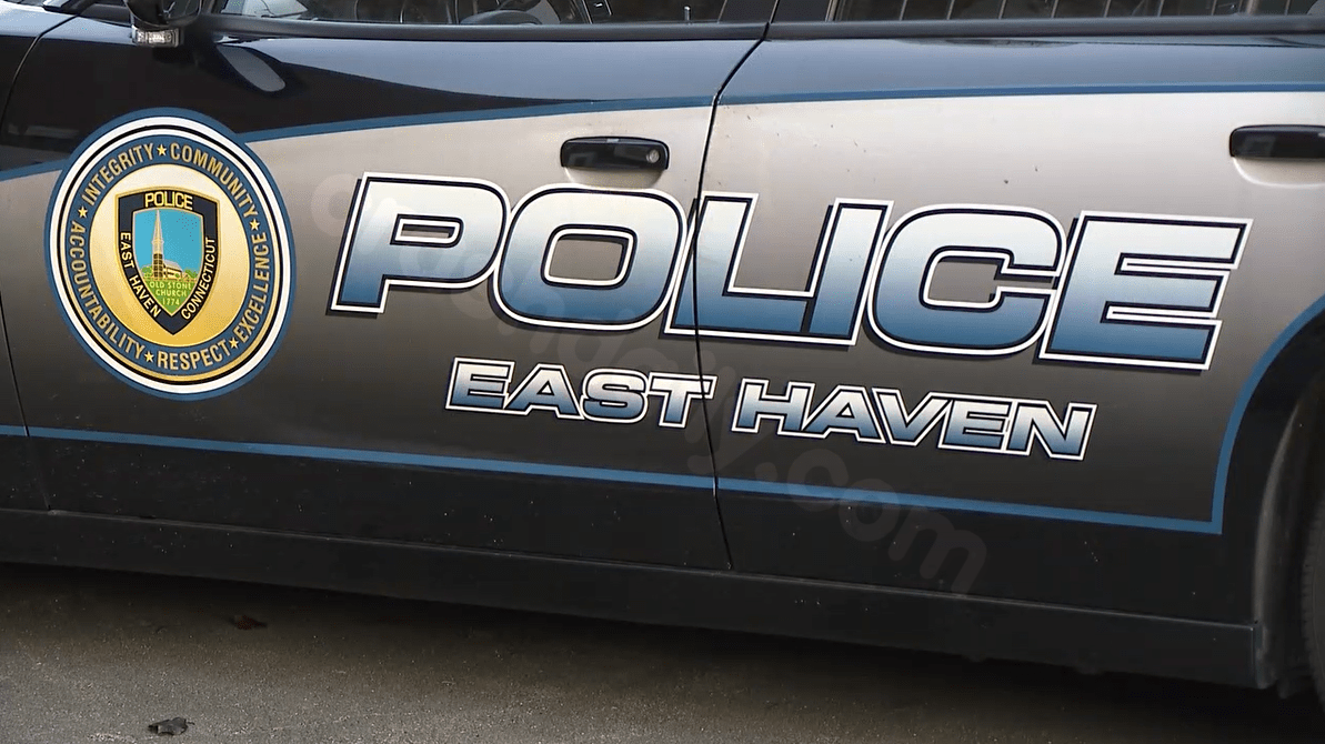 Crash with injuries closes one side of Frontage Road in East Haven