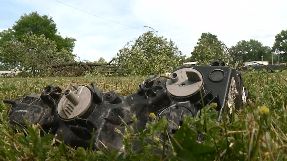 Second child dies after crash in stolen vehicle in Cleveland