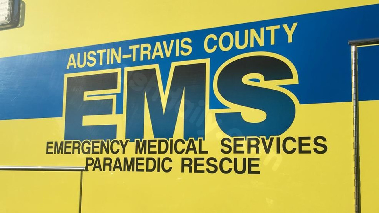 One dead after head-on crash on U.S. 290 in southwest Travis County