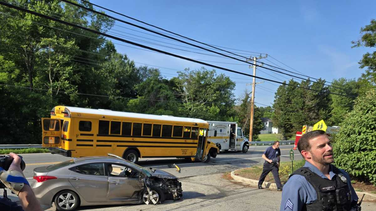 School bus crash in Davidsonville sends several to hospital