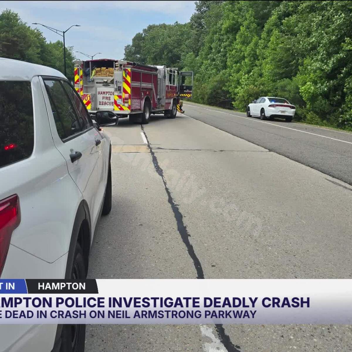 Single-vehicle crash leaves man dead, woman injured on Neil Armstrong Pkwy.: HPD