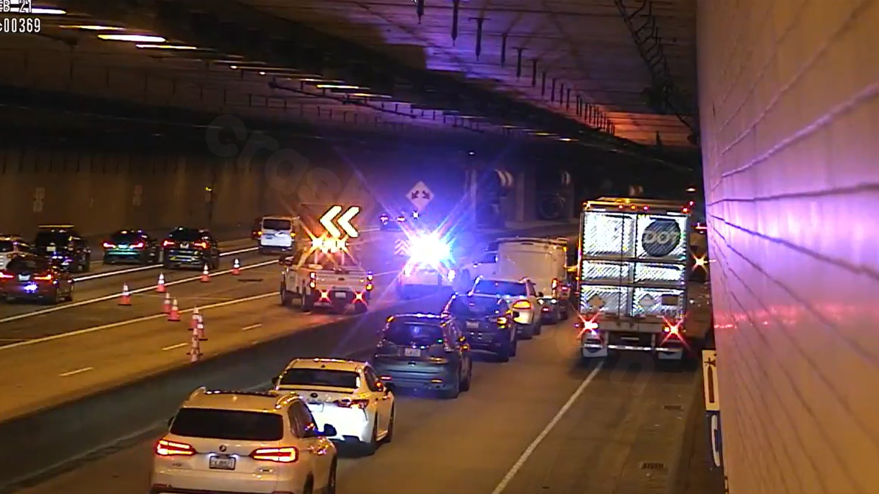 Eastbound I-90 lanes reopen in Seattle's Mount Baker Tunnel following crash