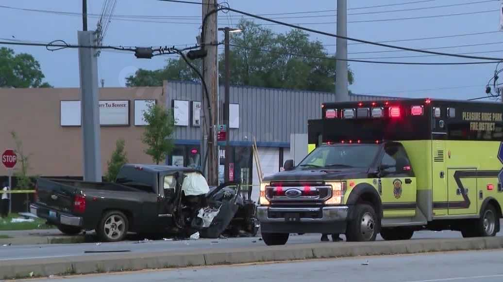 LISTEN: 911 calls released from deadly Shively bus stop crash