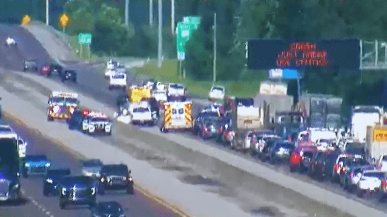 Multi-vehicle crash in Santa Rosa closes all eastbound lanes of I-10 at Mile Marker 21