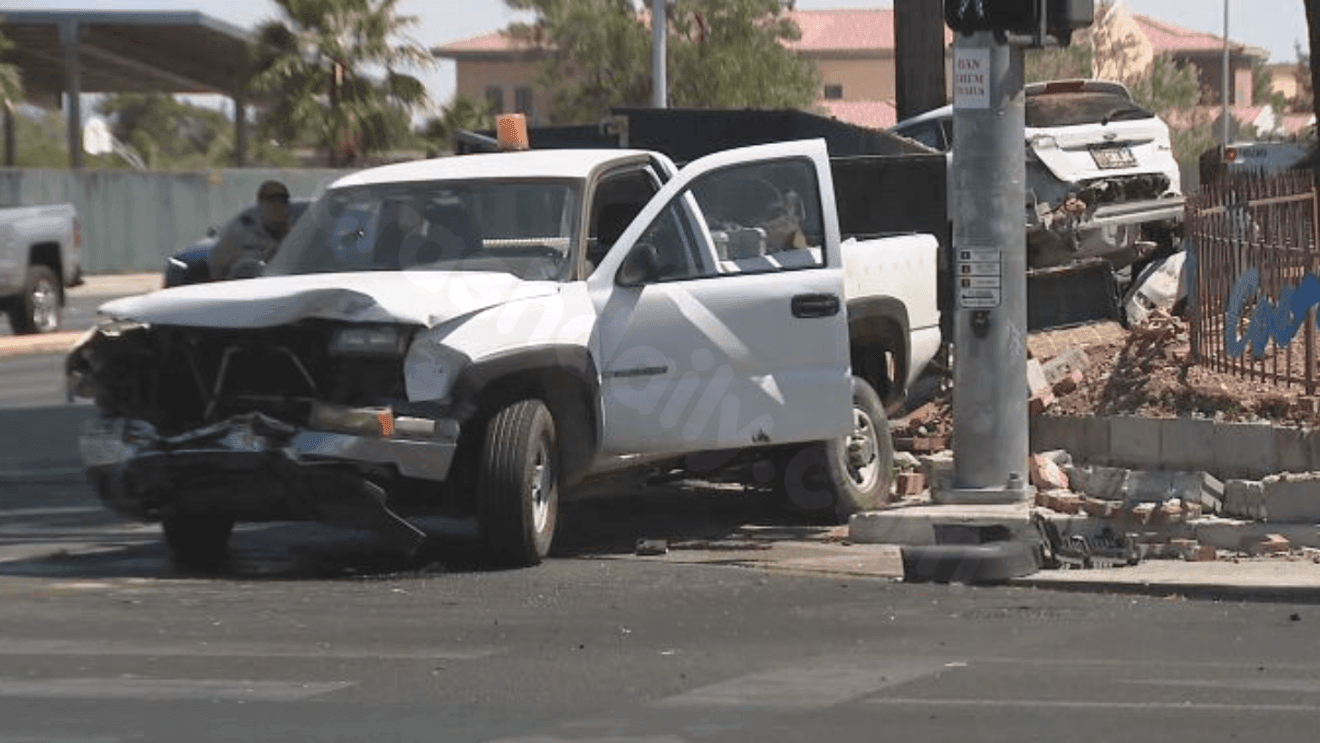 2 hospitalized with non-life-threatening injuries, crash Jones and Oakey