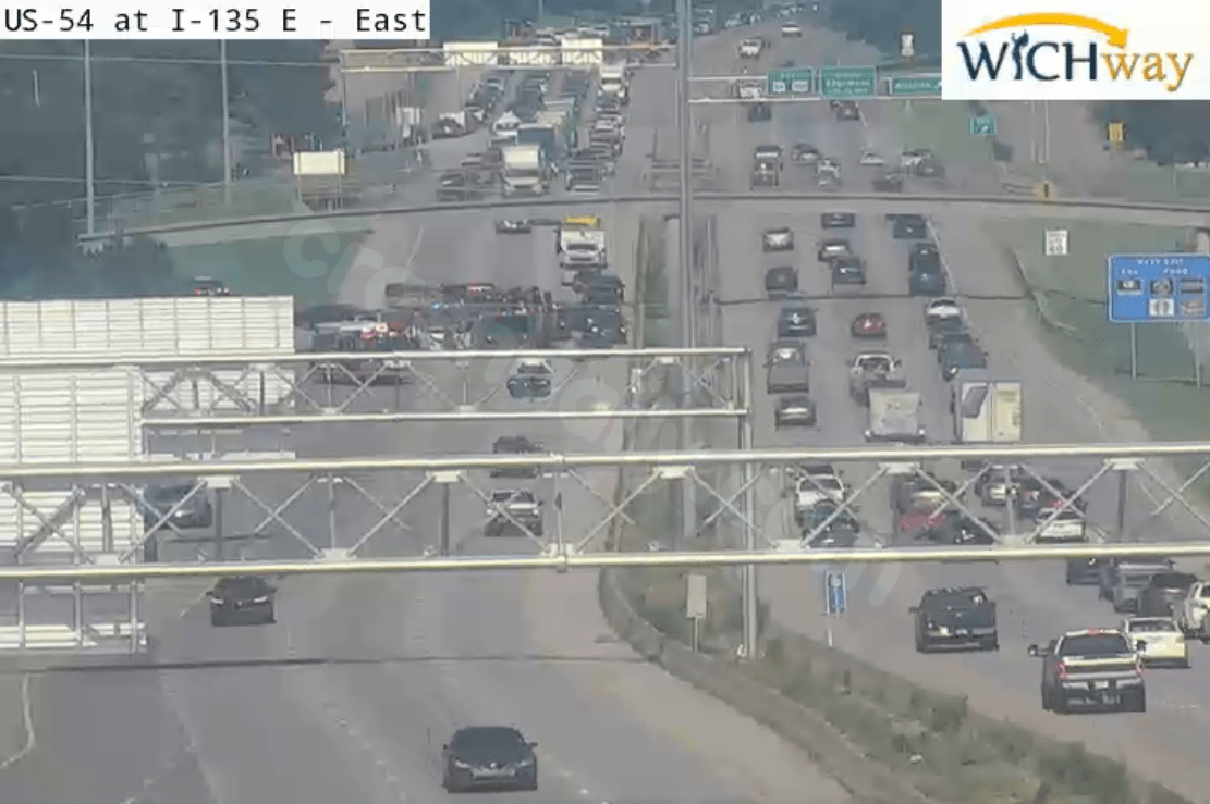 Crash shuts down westbound Kellogg