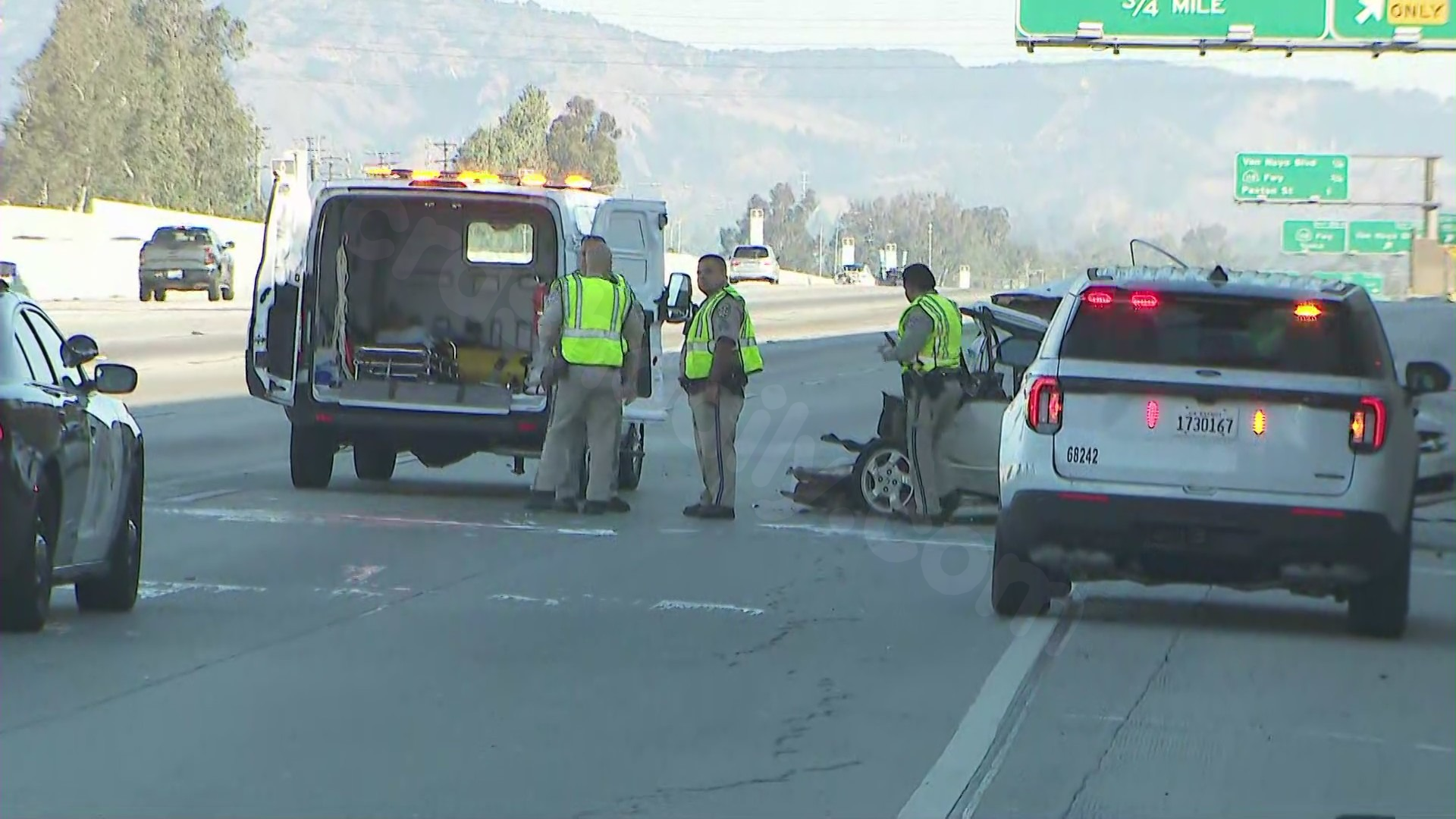 1 dead after overnight crash along 5 Freeway in Pacoima