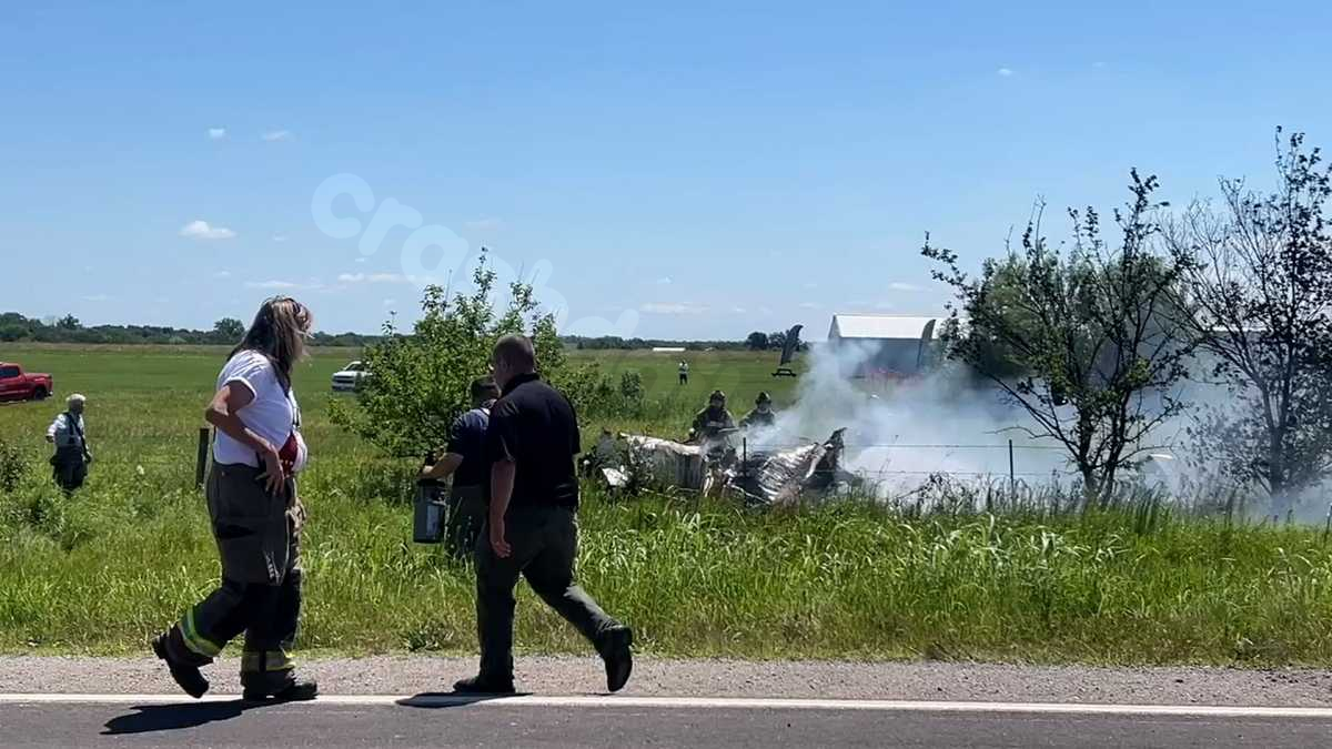 12 killed when plane carrying skydivers crashed in Missouri, highway patrol says