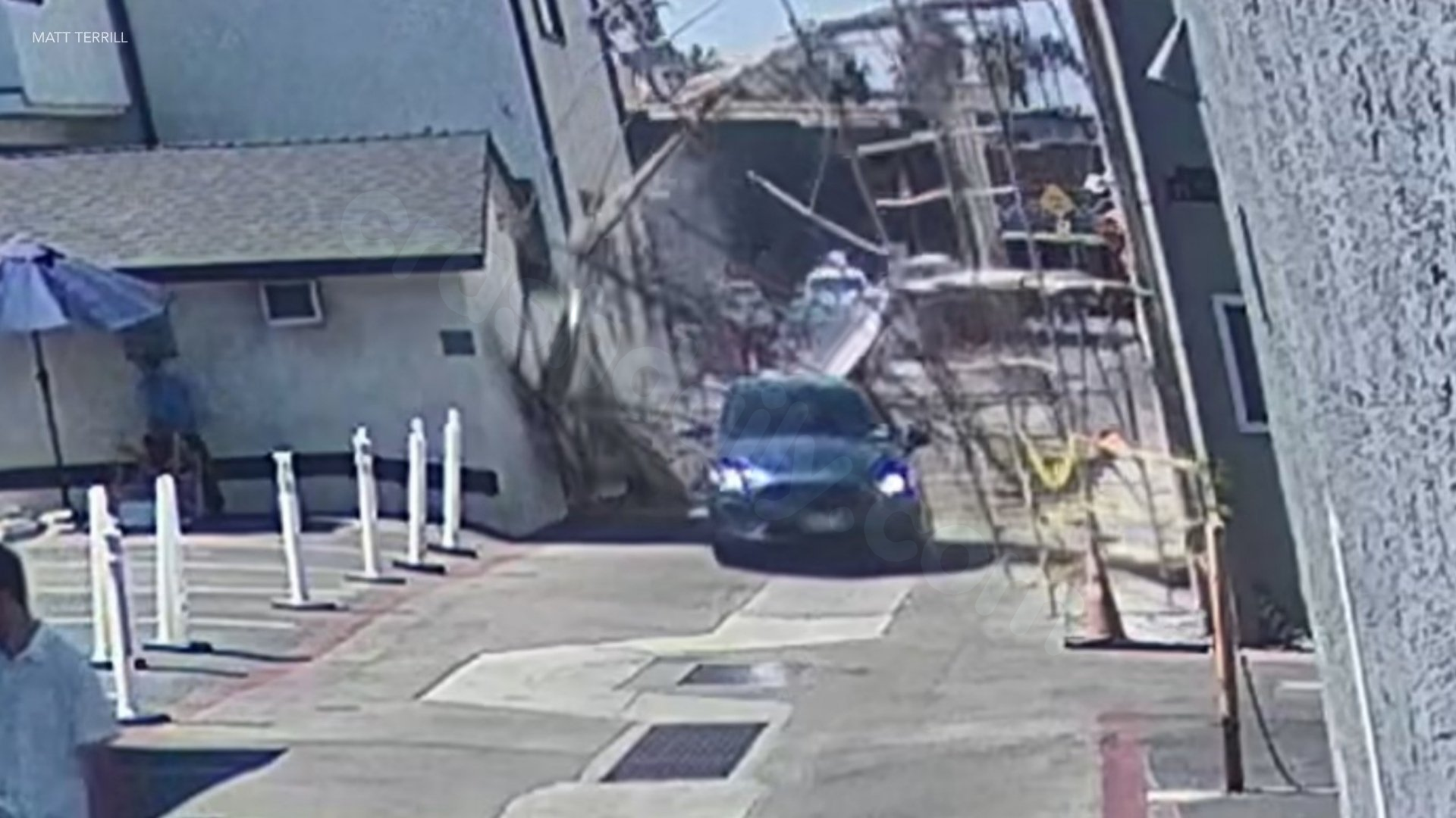 Alleged DUI driver plows car into SoCal construction scaffolding, causing it to come crashing down