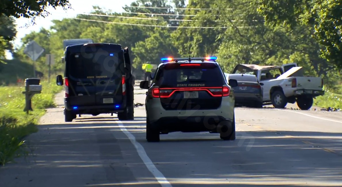 Crash closes Hartsville Pike in Sumner County