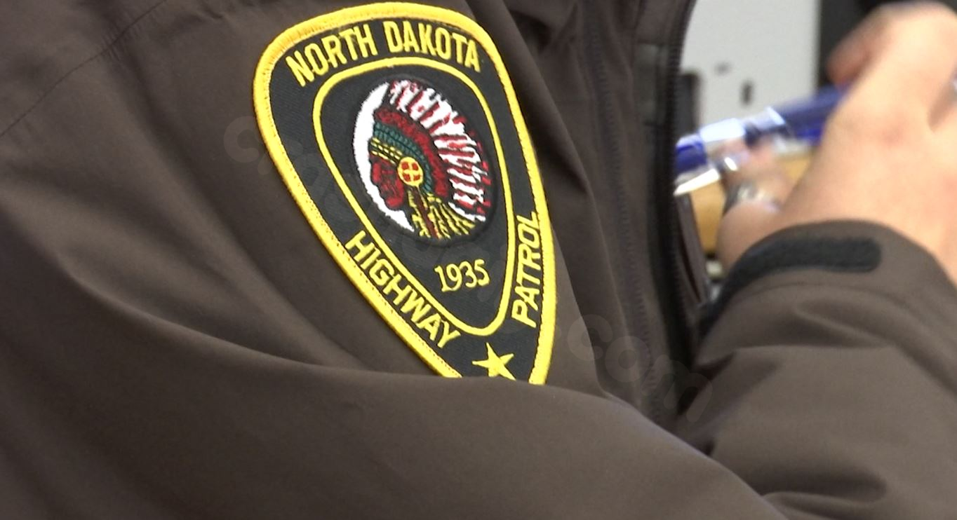 Rollover crash near Jamestown claims life of Bismarck man, four injured