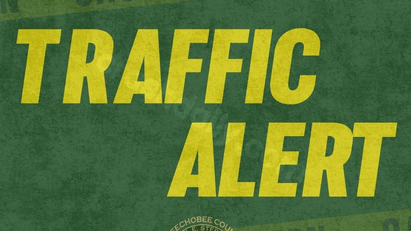 Drivers urged to avoid SR 70 after fatal crash as reroutes trigger backups on U.S. 98