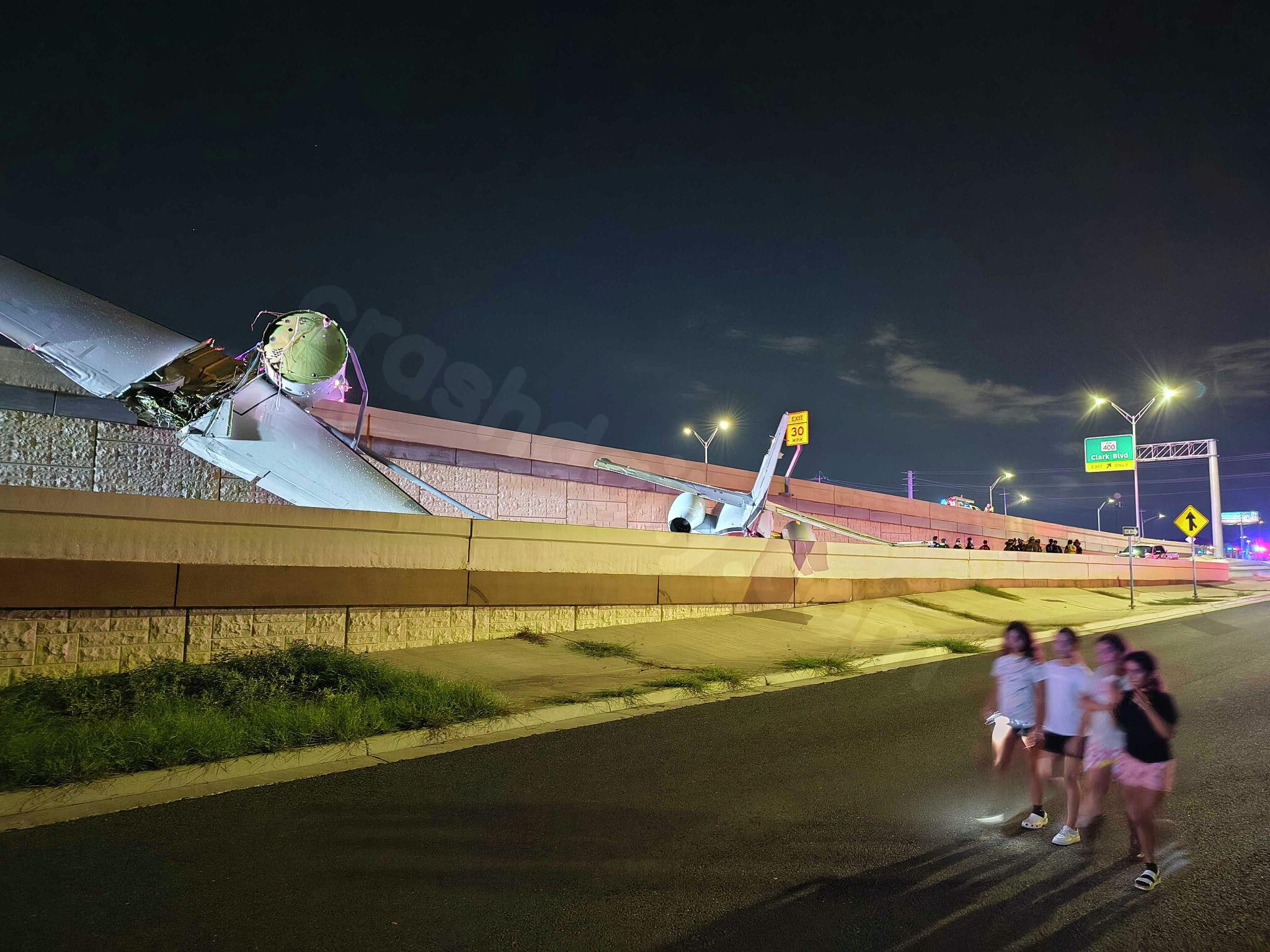 Jet reported mechanical problems before fatal Loop 20 crash, airport says
