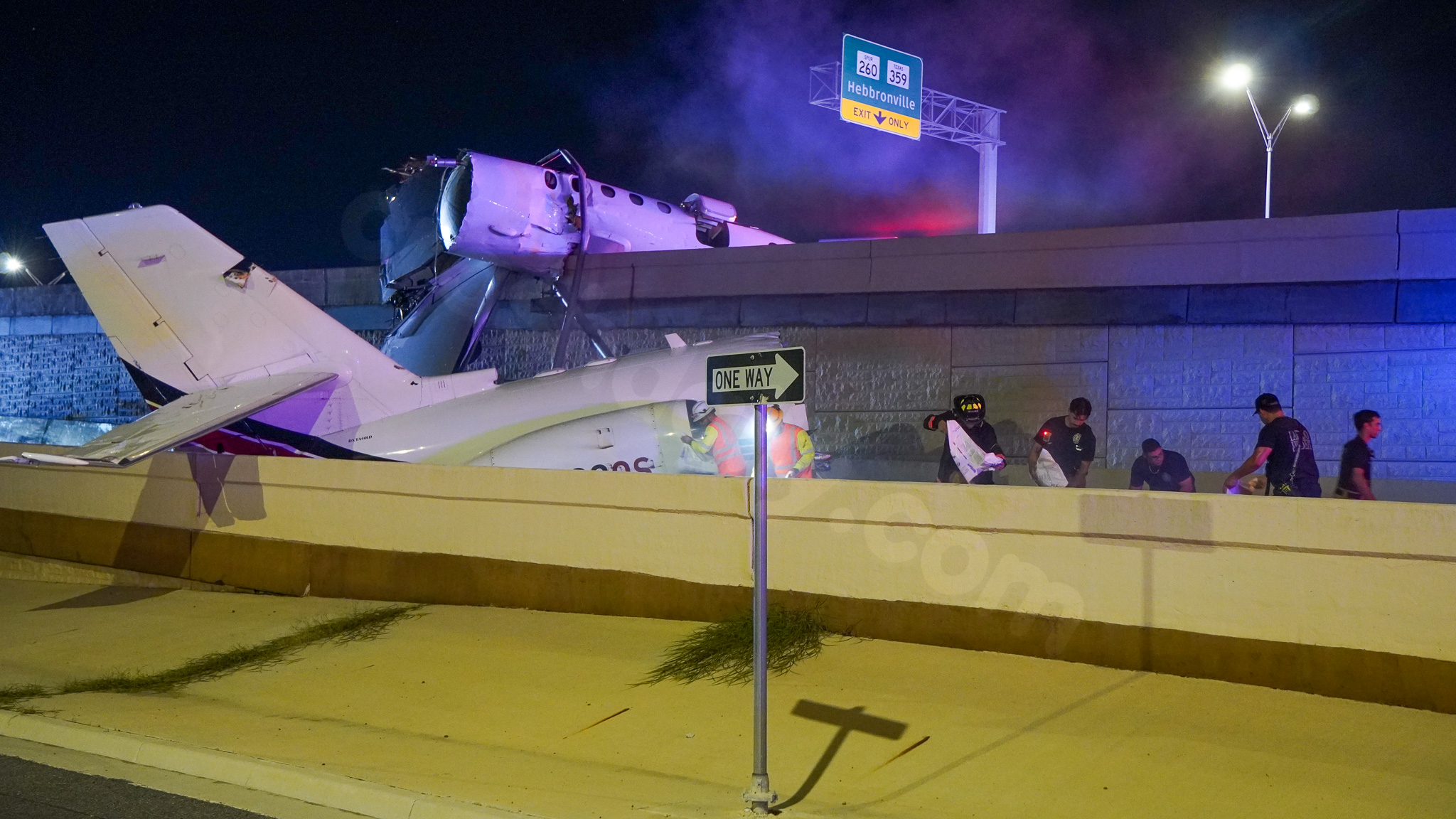 Laredo Police: 3 teens, 2 middle-aged adults survive fatal Loop 20 plane crash