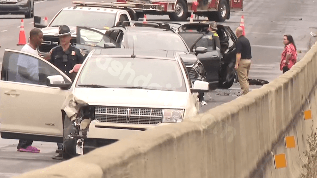 Multi-vehicle crash closes Interstate 459 Thursday morning